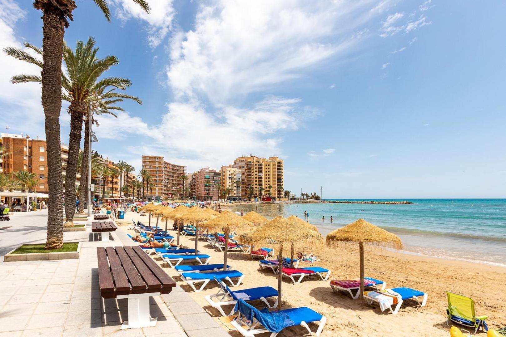 Beach House Torrevieja Zewnętrze zdjęcie